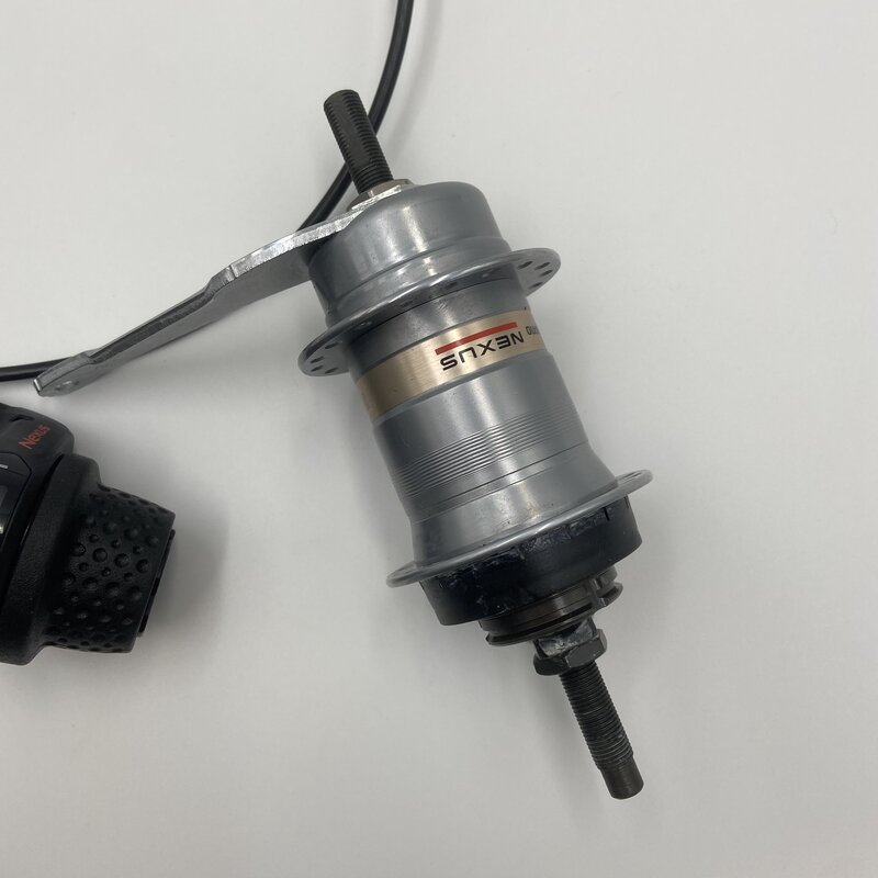 Baknav Shimano Nexus 3-växlar med fotbroms.