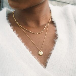 Halsband Paxton Long Guld.